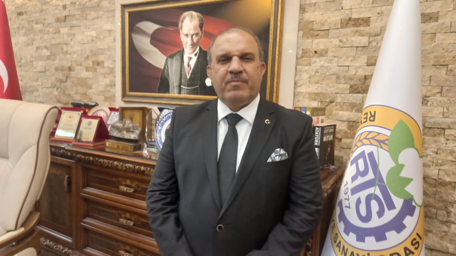 D13F779D 758F 41B0 8Ea1 F54A3A7532Df