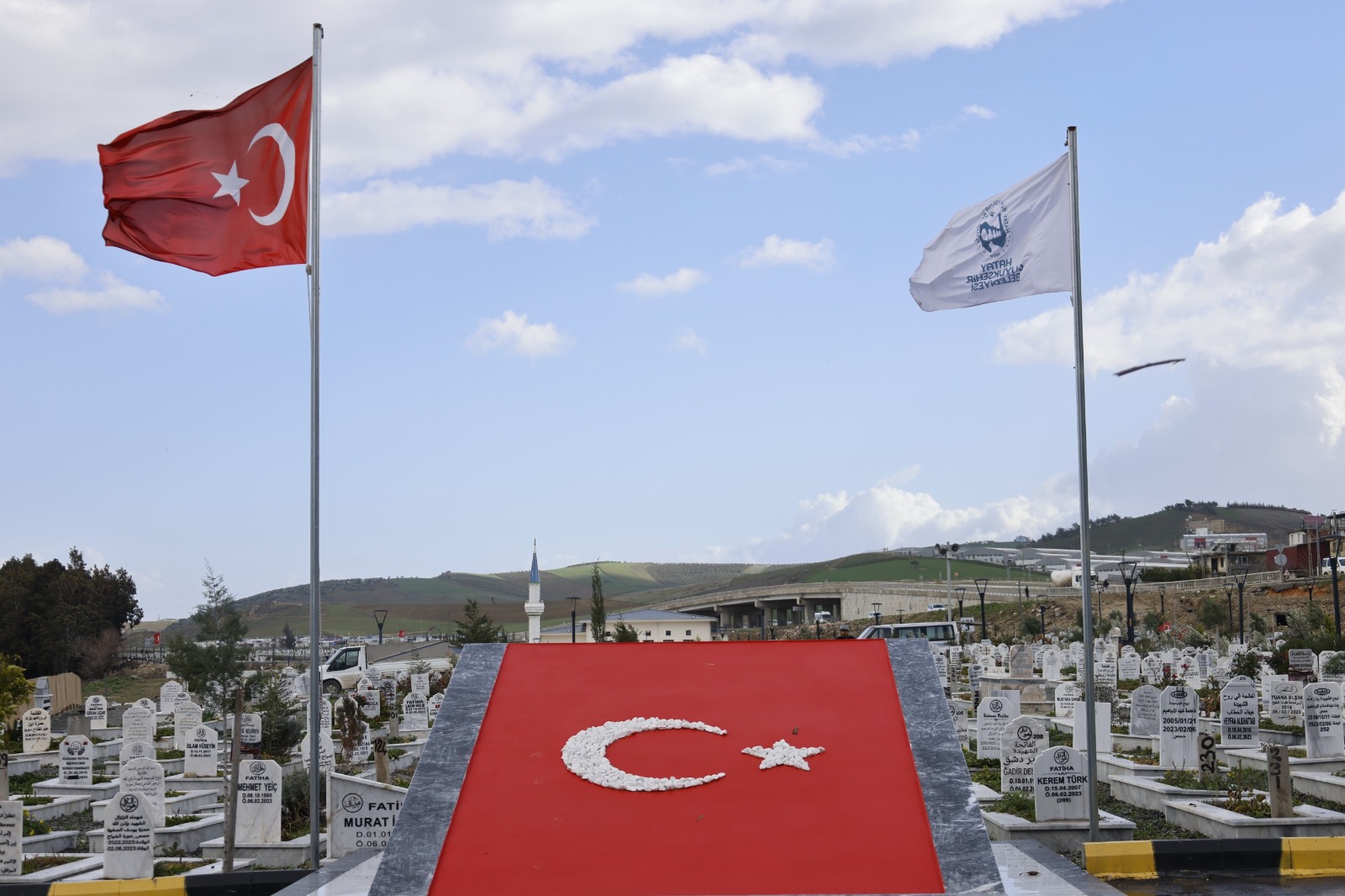 Deprem Sehitligi (2)