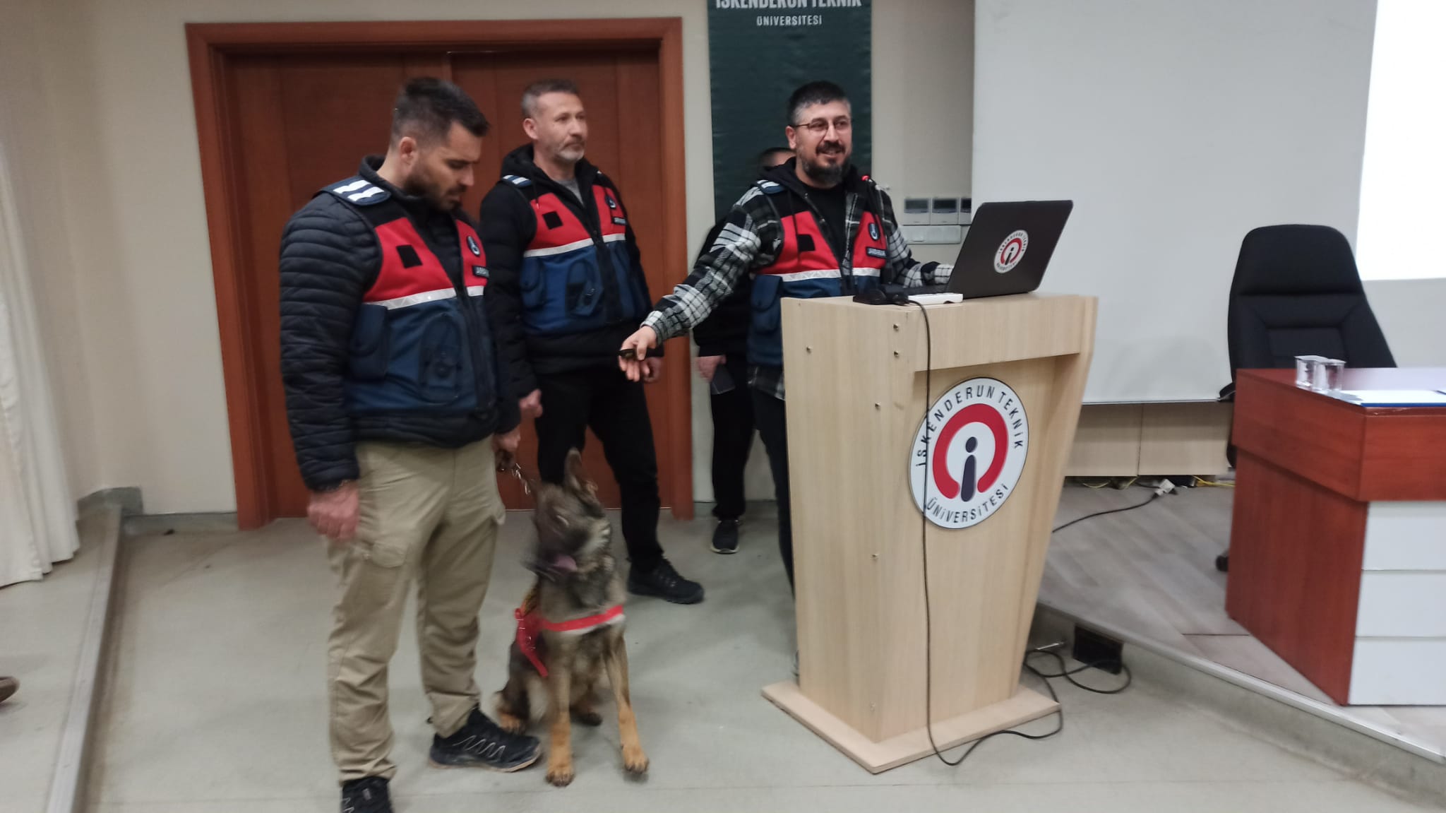 Istede Yasakli Madde Semineri (2)