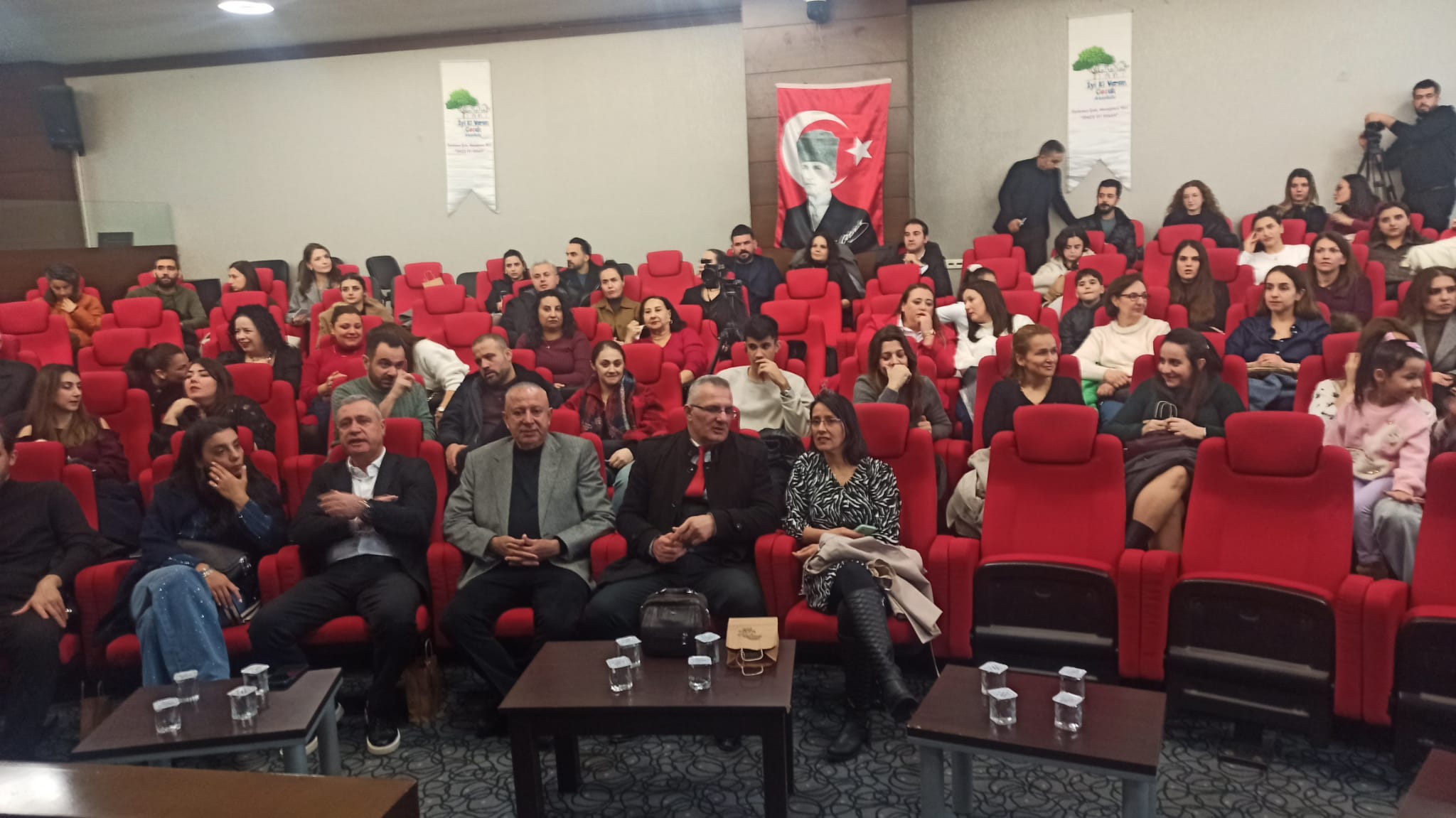 Iyiki Varsin Cocuk (4)