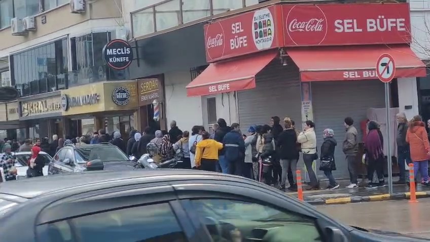 Ramazan Yardimi Kuyrugu (5)