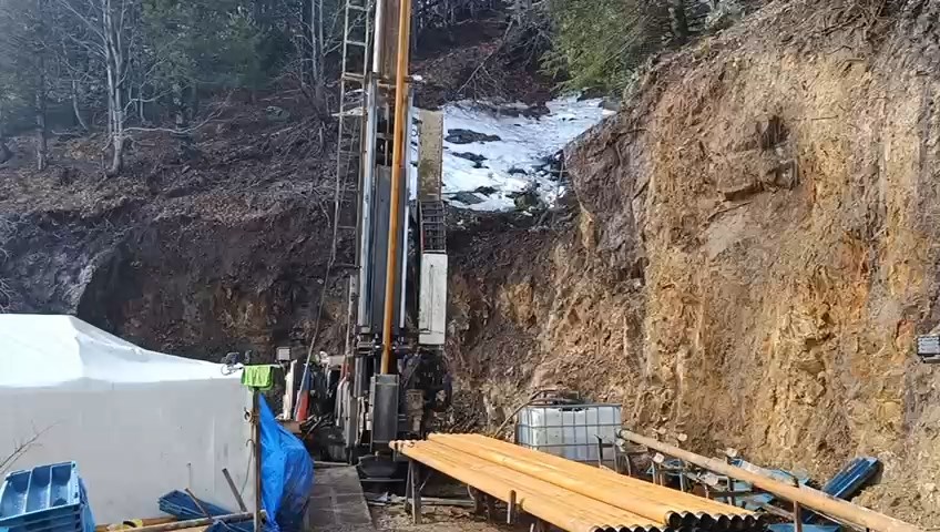 Sondaj Yerine Kaya Dustu (3)