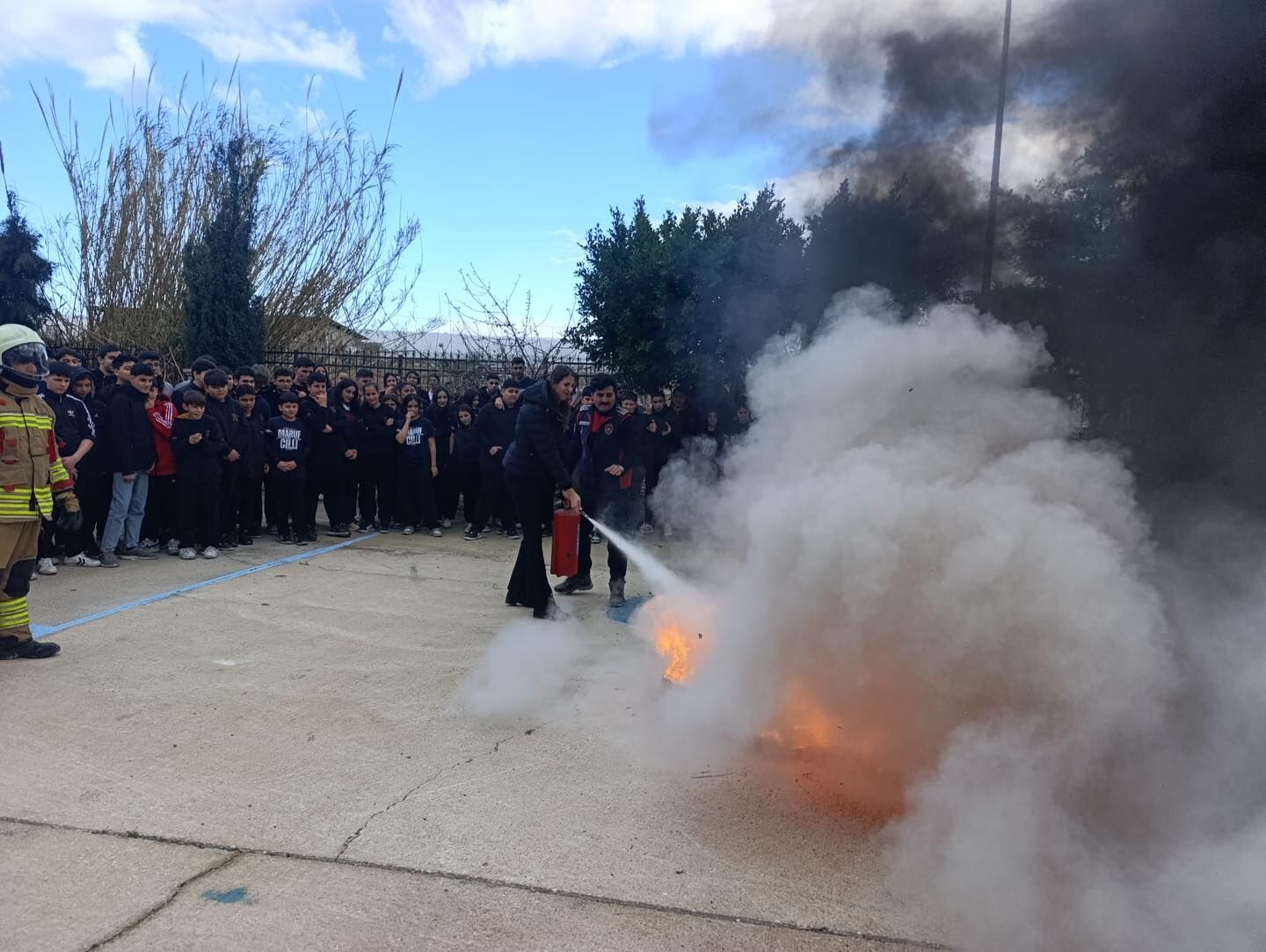 Yangin Tatbikati (2)