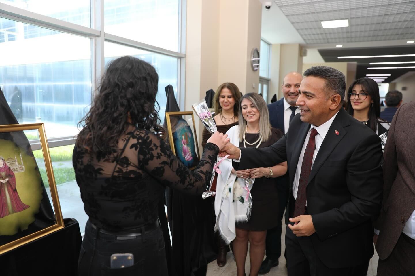 649231854 18458040670096248 4892709761096480885 N