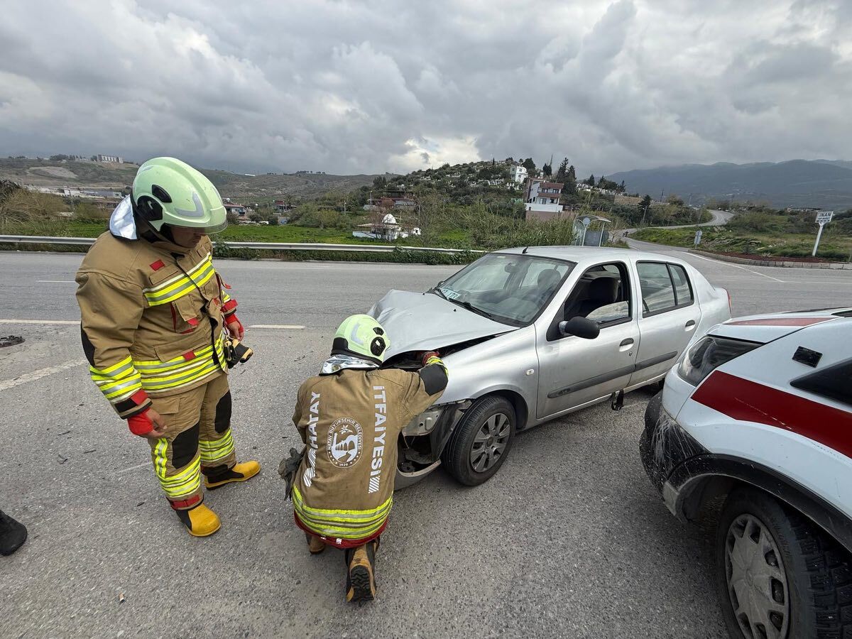 Arsuz Isk Kavsaginda Kaza (2)
