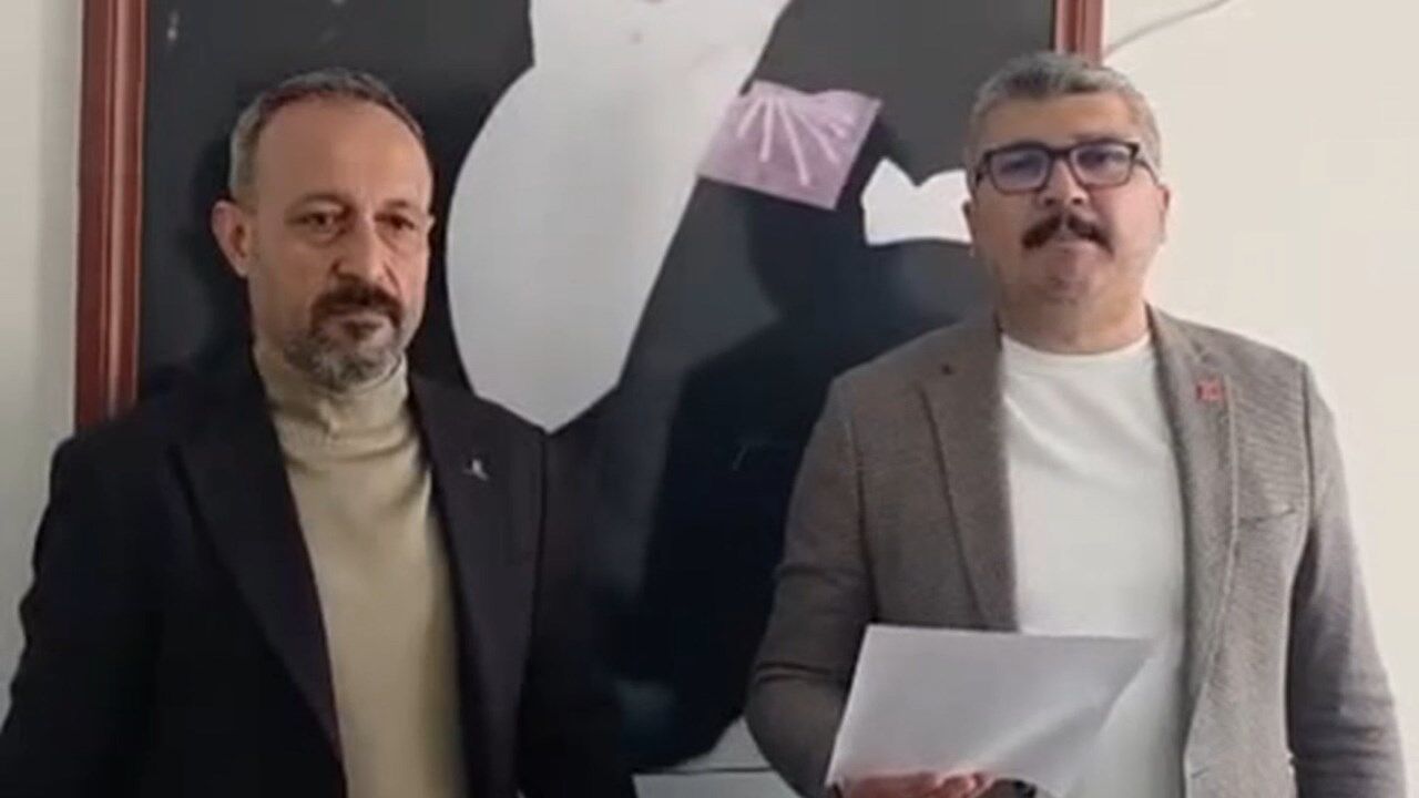 Atatursuz Anmaya Tepki.mp4 Snapshot 00.02.299