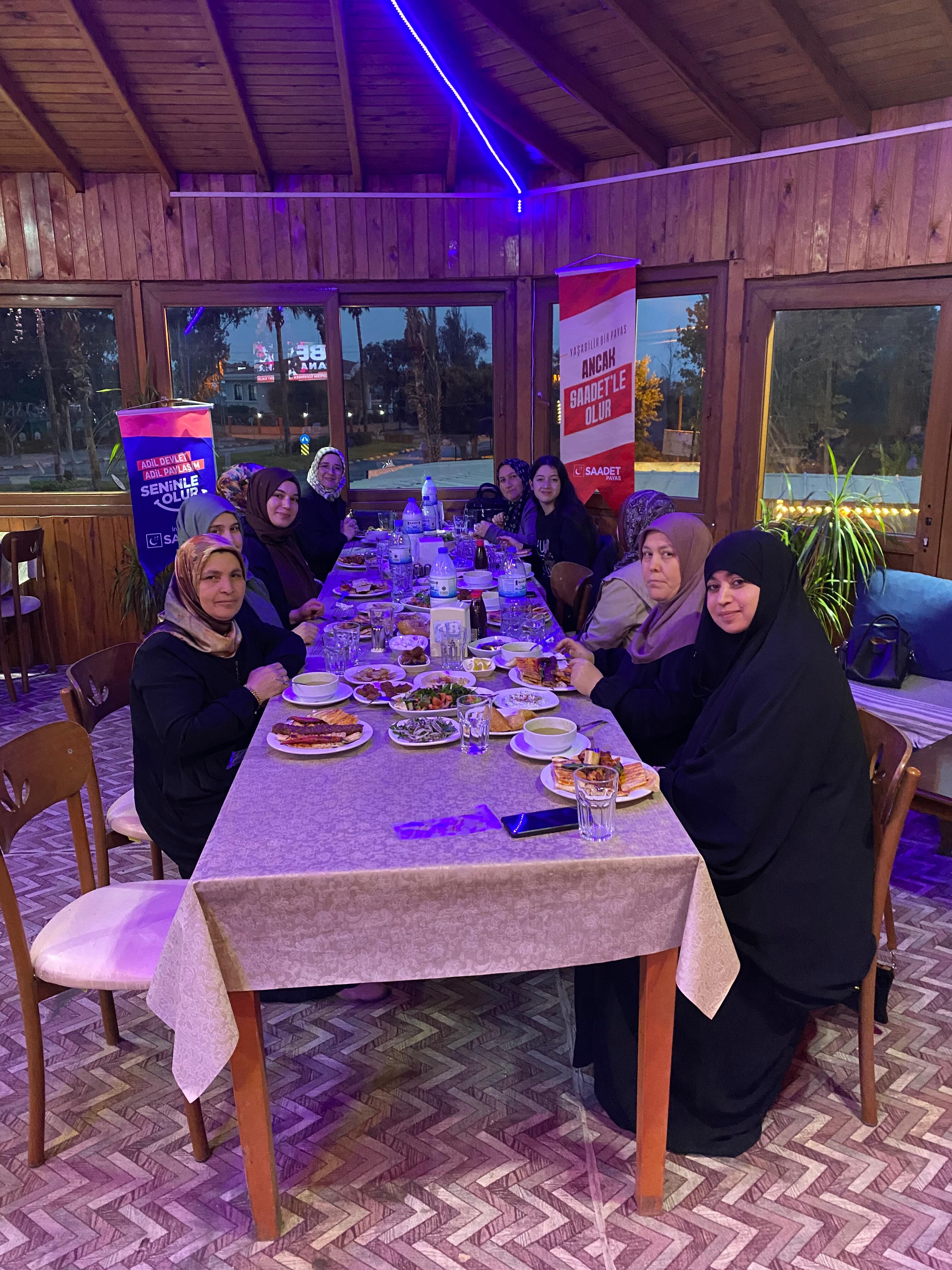 Dffb22C4 3779 45C0 B71F 04306Efb9564