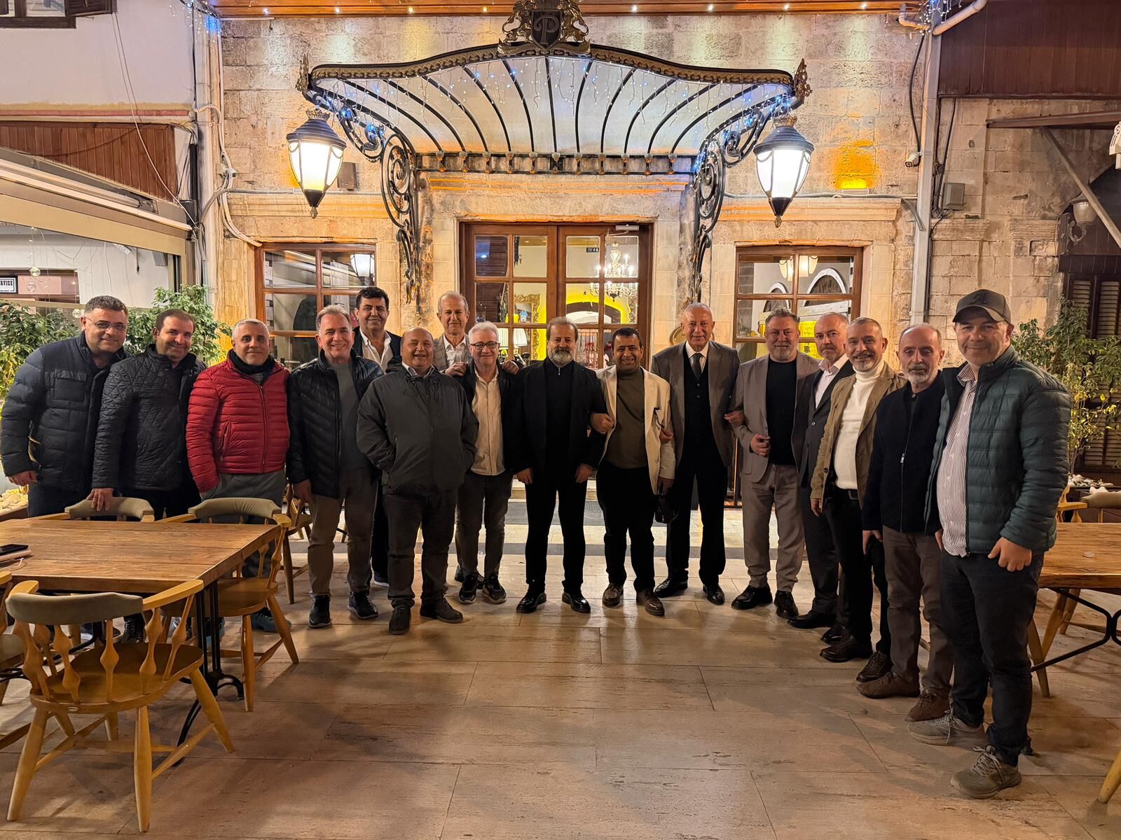 E93Ee8B2 004D 4576 8Fd9 6Bdc553B6163