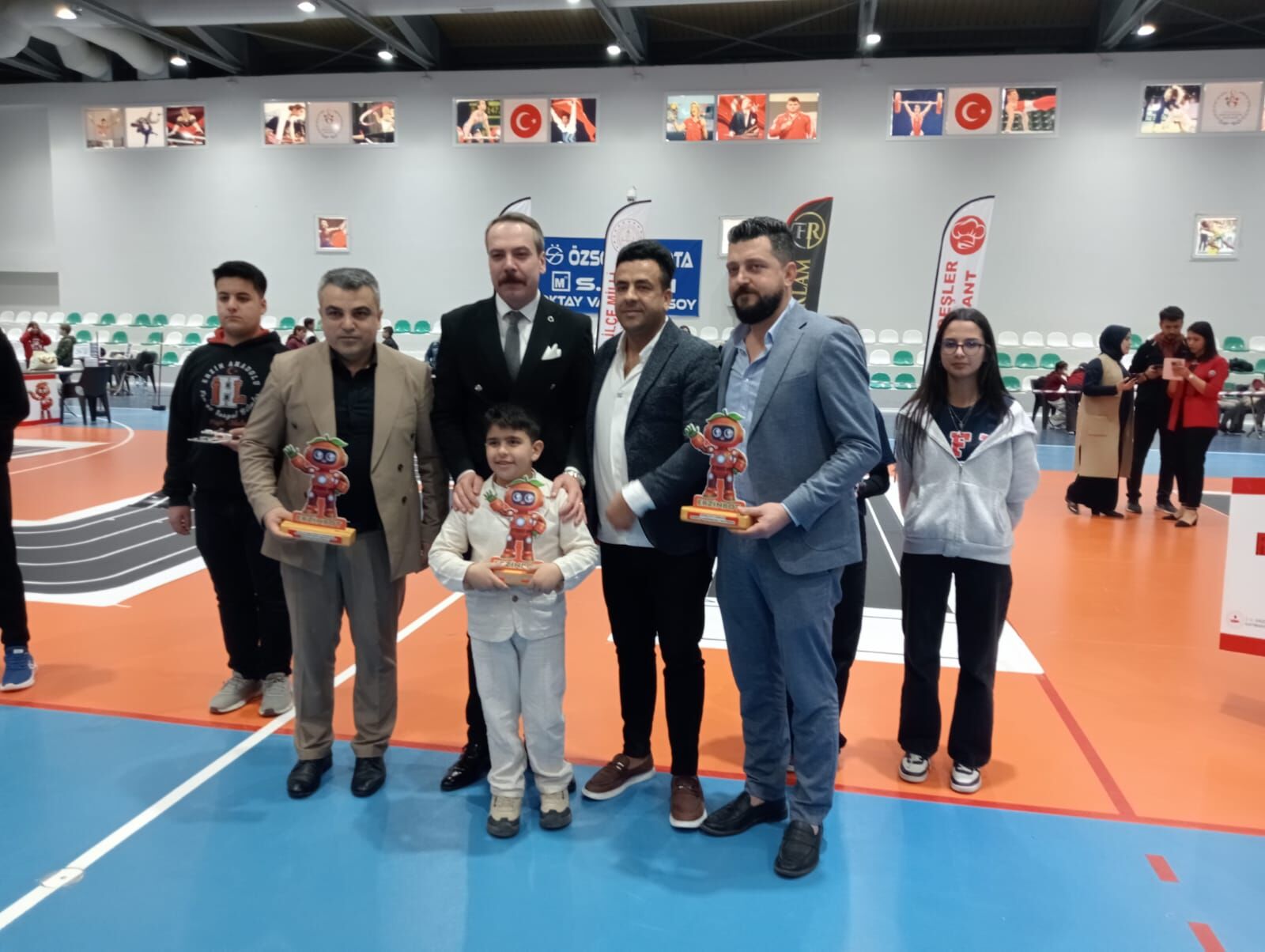 Erzin Robot Yarisi (3)