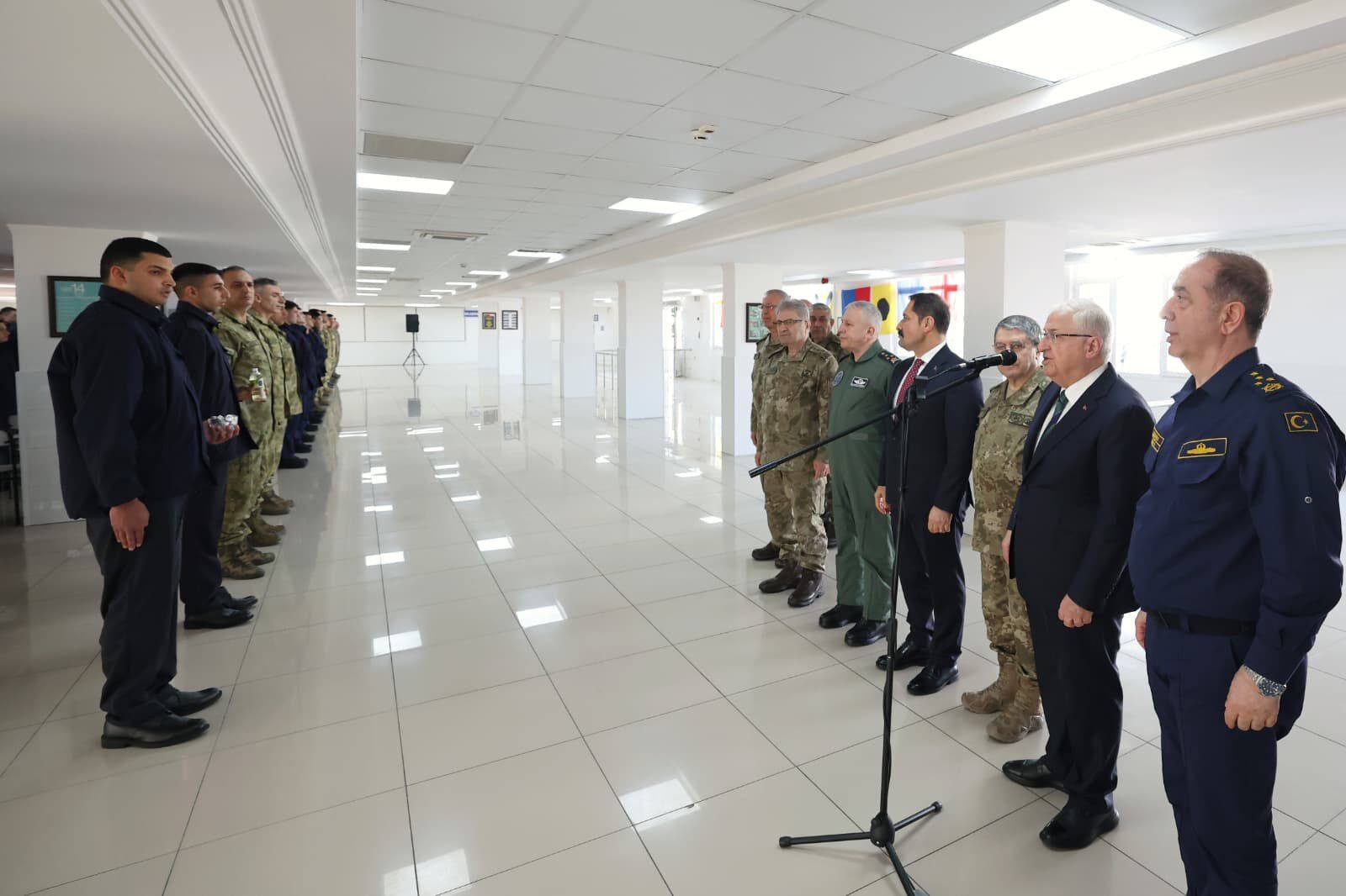 H D2 A W Wo A Ex H Z