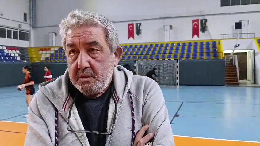 Iske Hentbol Takimi (1)