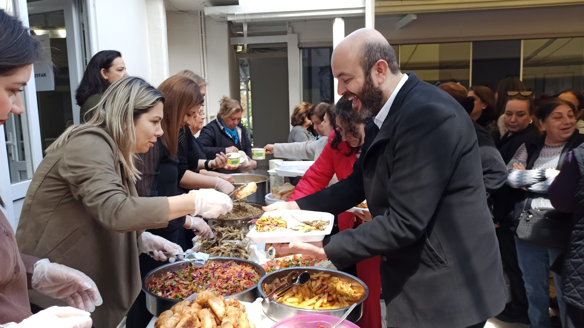 Kilisede Oruc Yemegi (2)