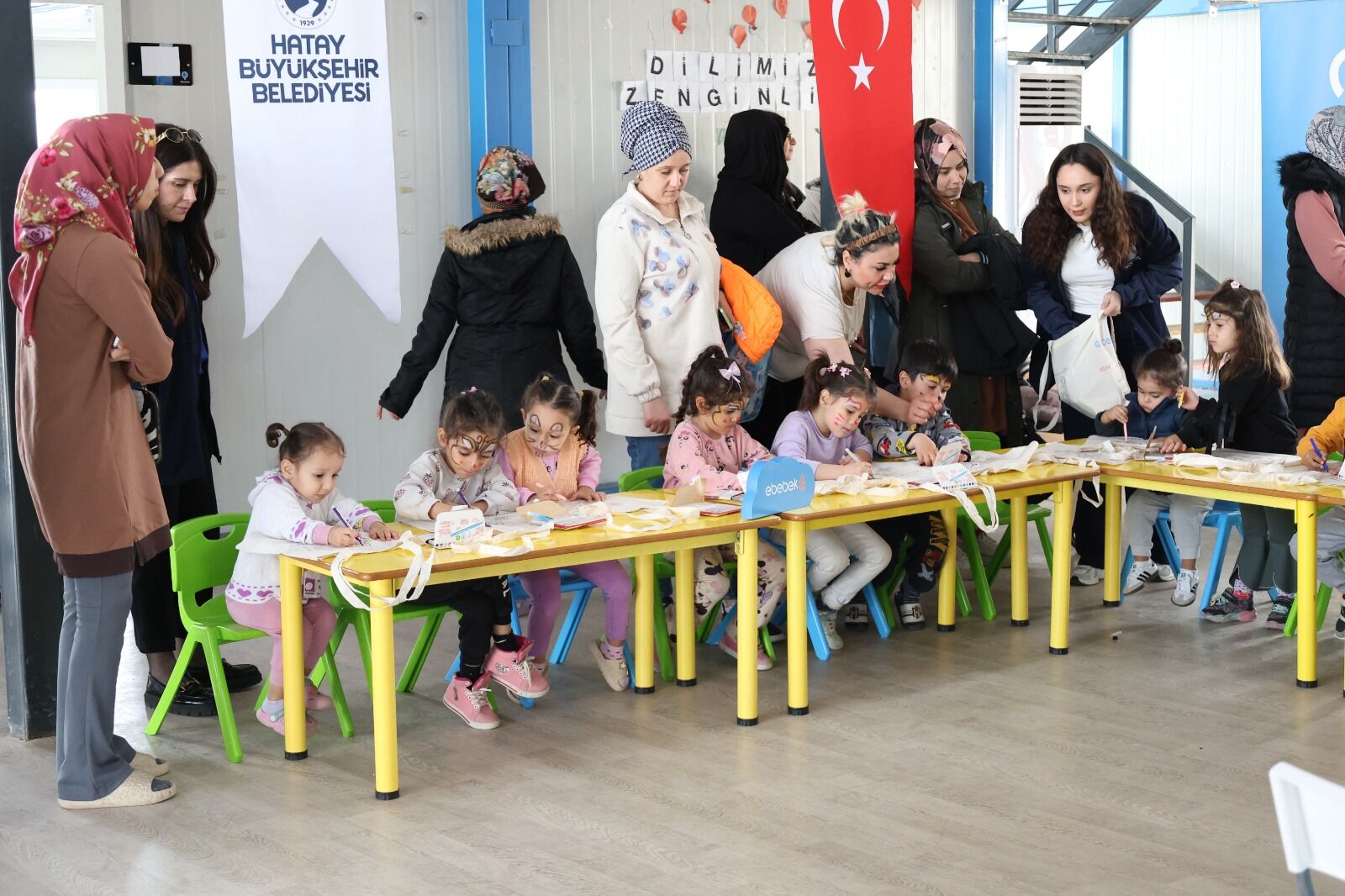 Konteyner Cocukları Bayram (6)