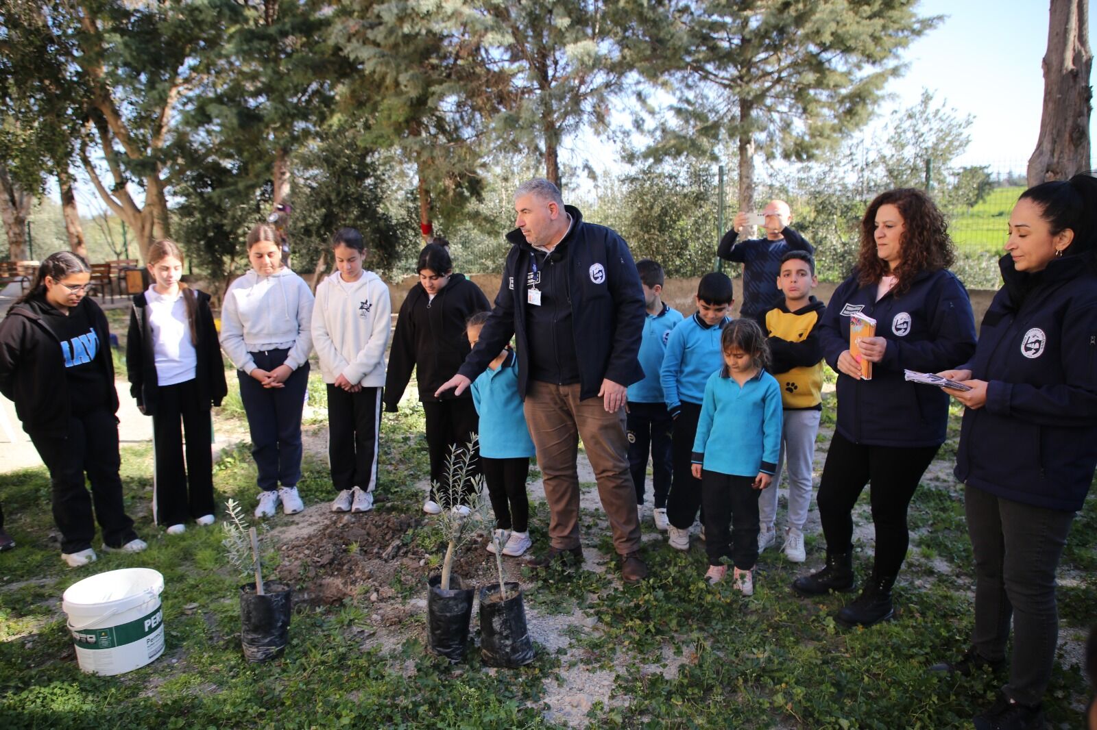 Okulda Fidan Dikimi (5)