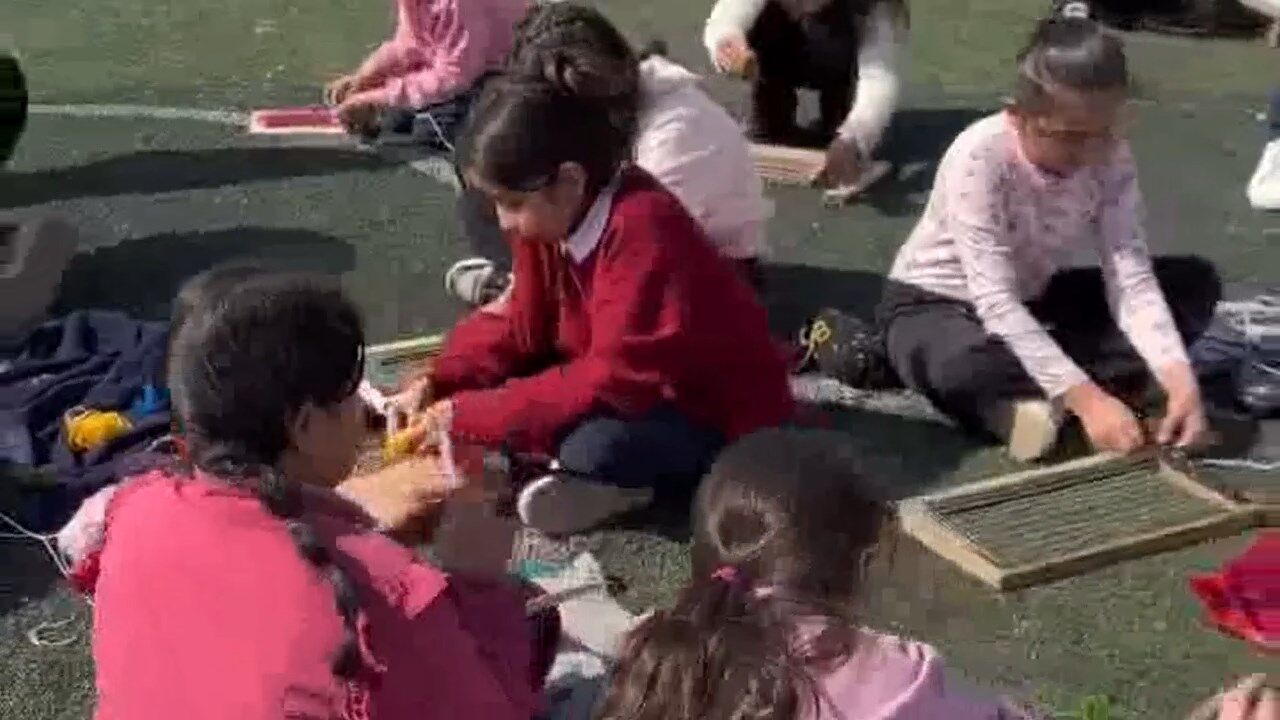 Ortaokulda Dokuma.mp4 Snapshot 01.11.395