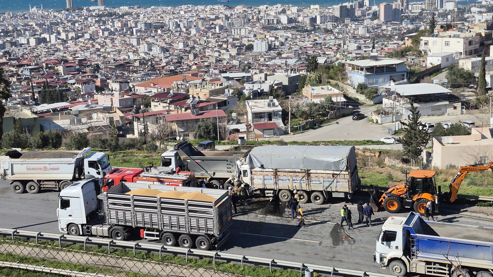 Tir Kamyona Carpti (3)