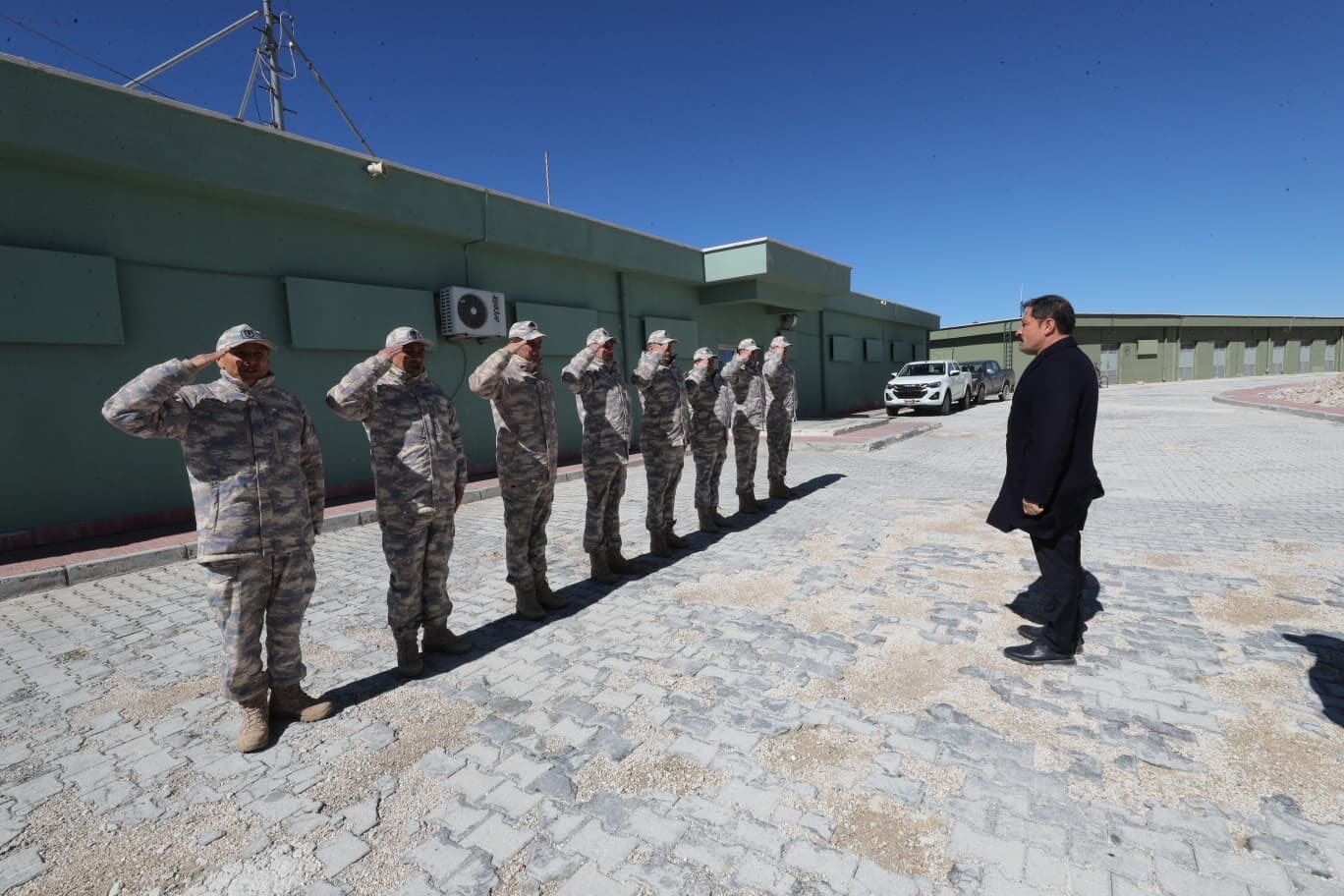 Vali Hava Radar Ussu Ziyaret (4)