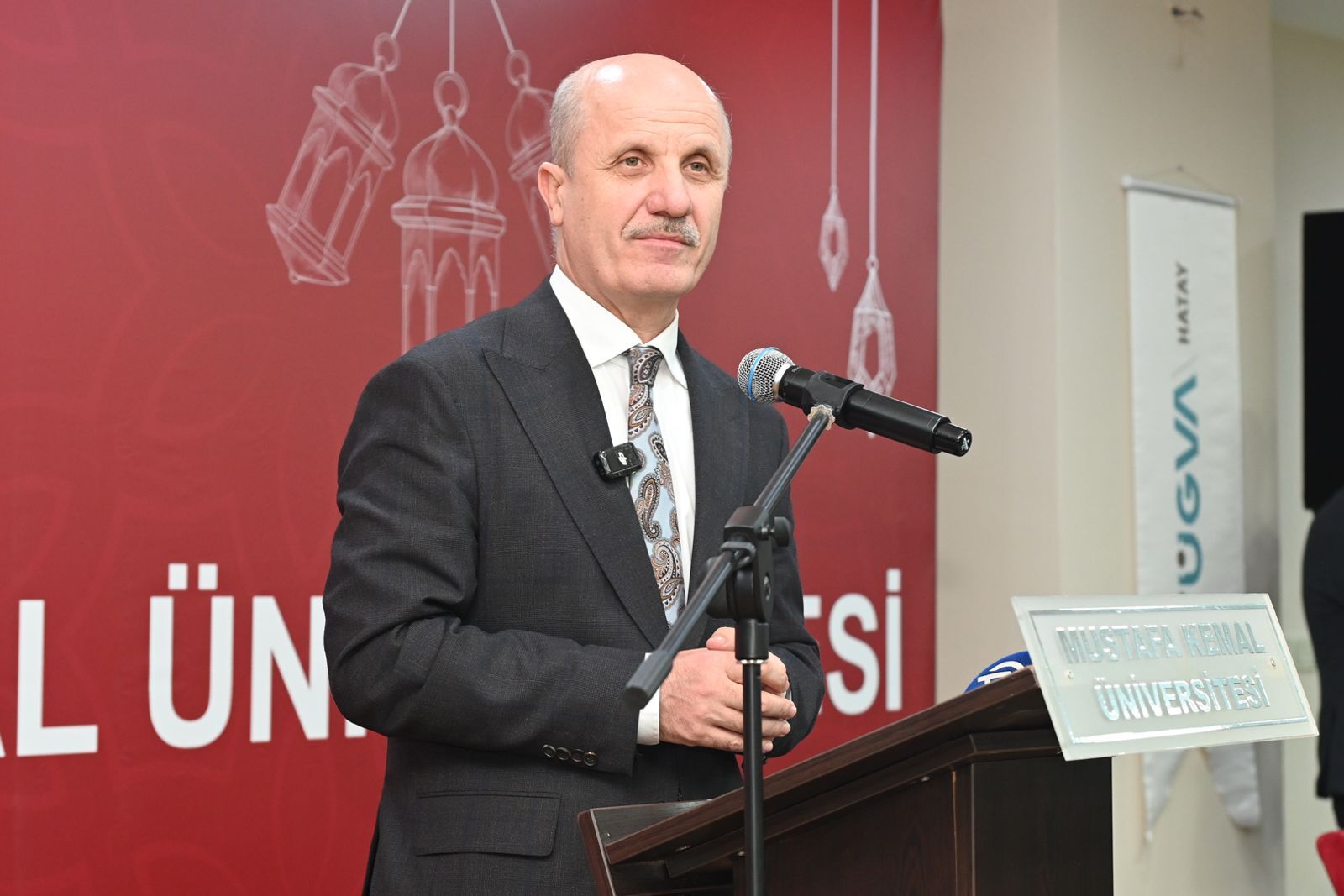 Yök Baskani Iftar (4)