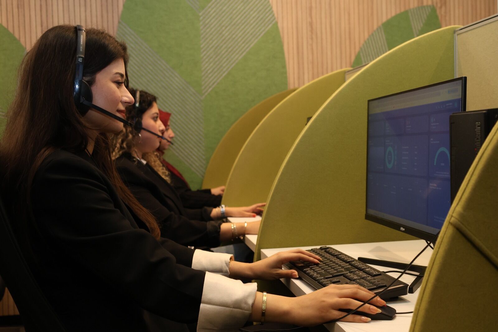 2459D299 B650 43D9 9269 18Ee7E947916