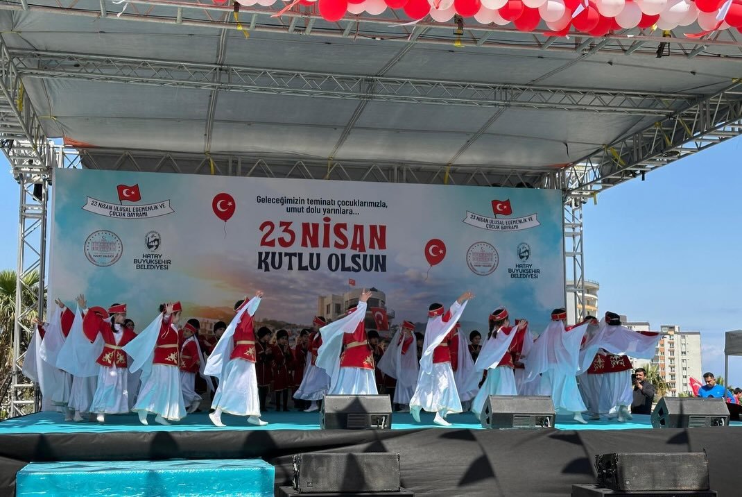 671865852 17880637929555921 5392417703946814439 N