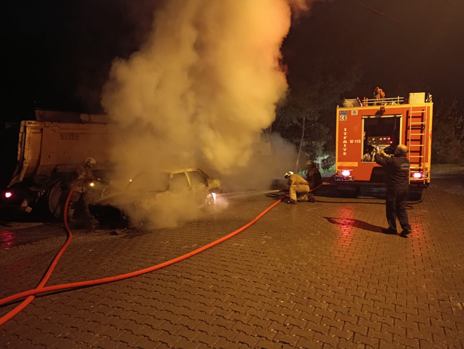 Akarca Arac Yangini (2)