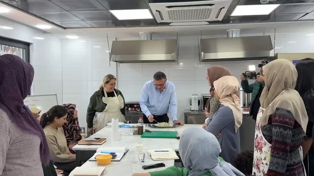 Donmez Kadin Emek (4)