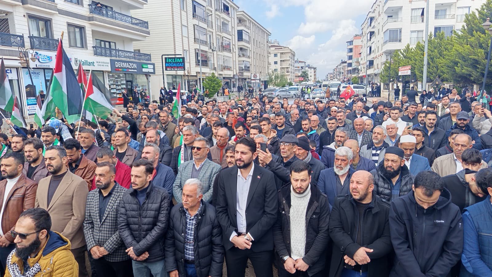 Filistin Giyabi Cenaze Namaz (1)