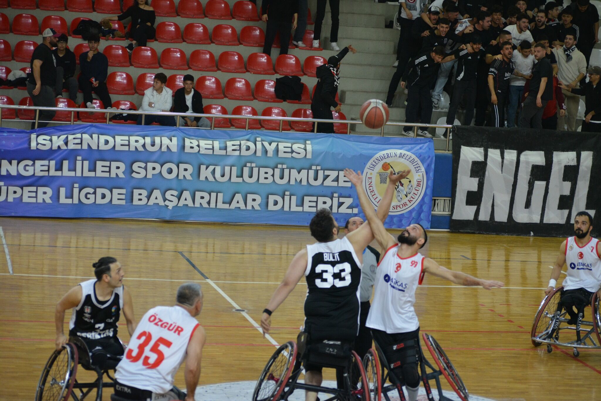 Isk Besiktas (4)