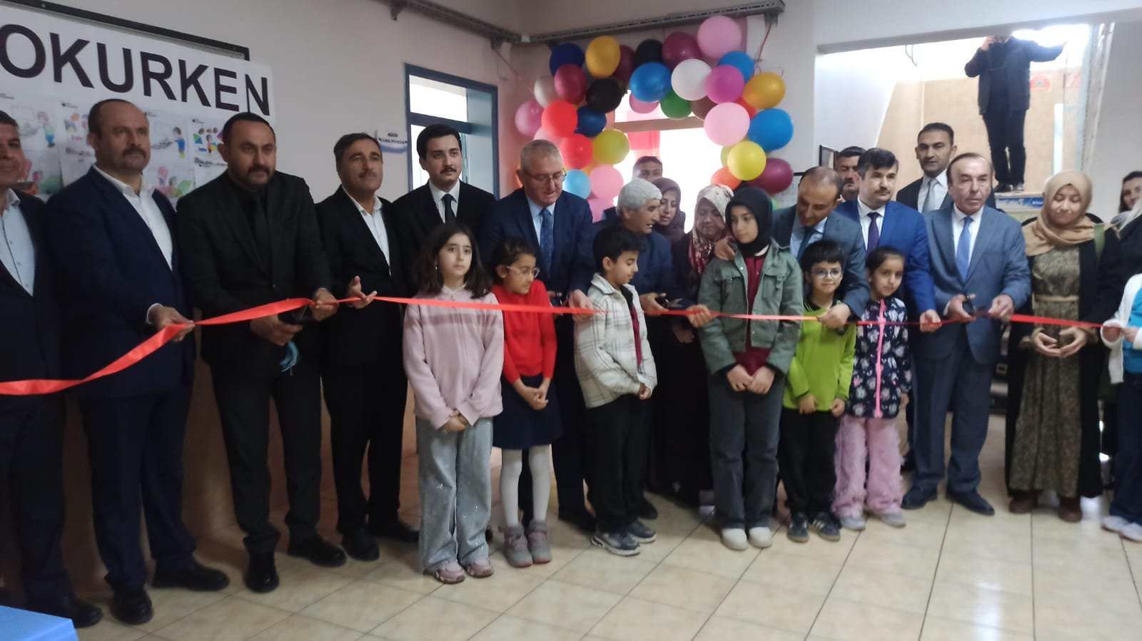 Kutuphane Acilisi (8)