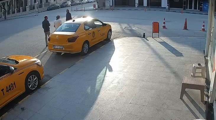 Satirli Saldirgan Kamerada (2)