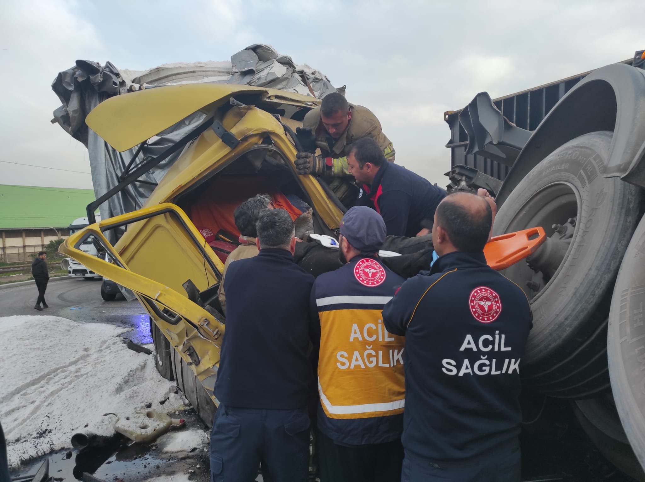 Tır Kaza (2)