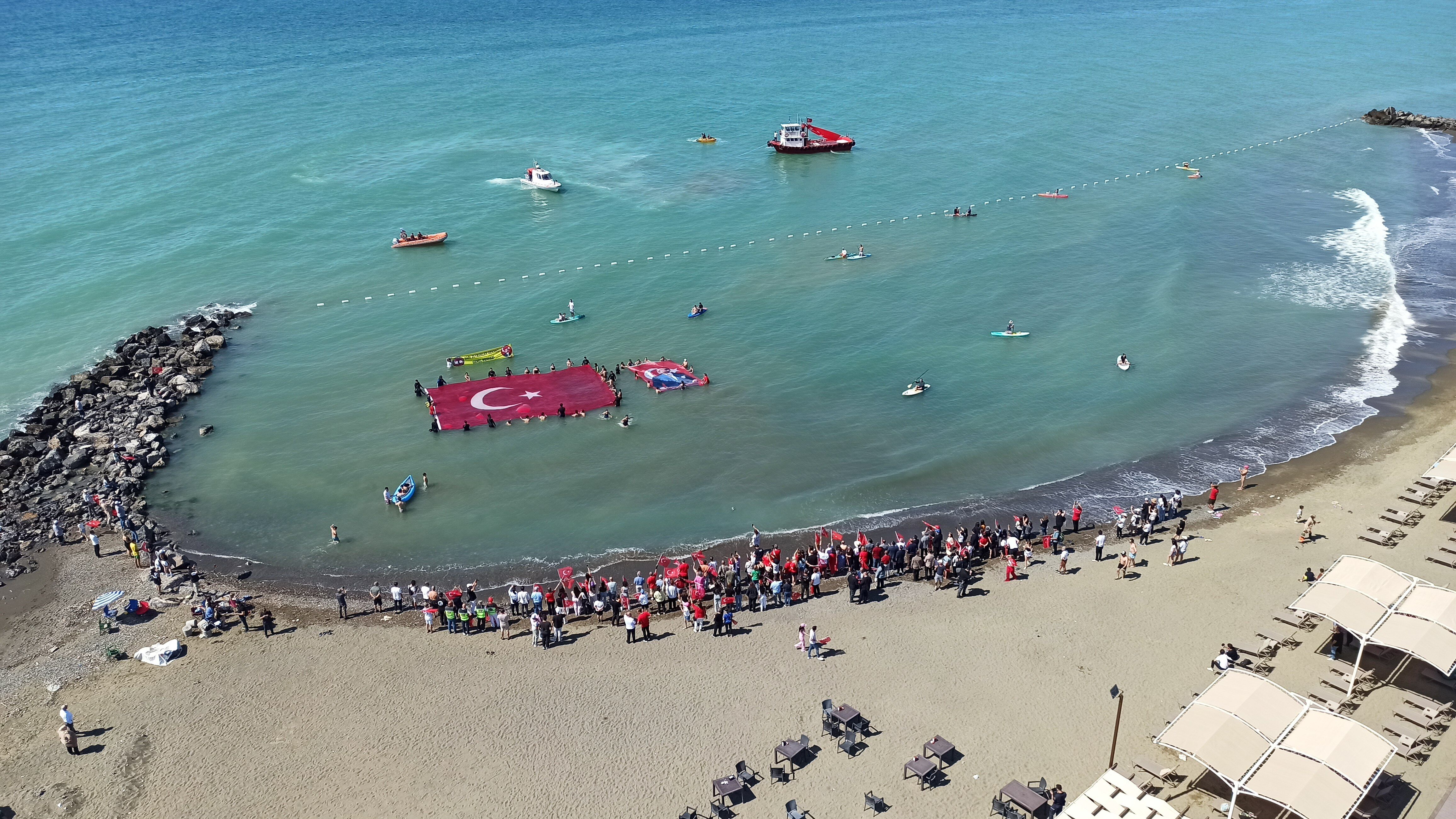 Denizde Bayrak (18)