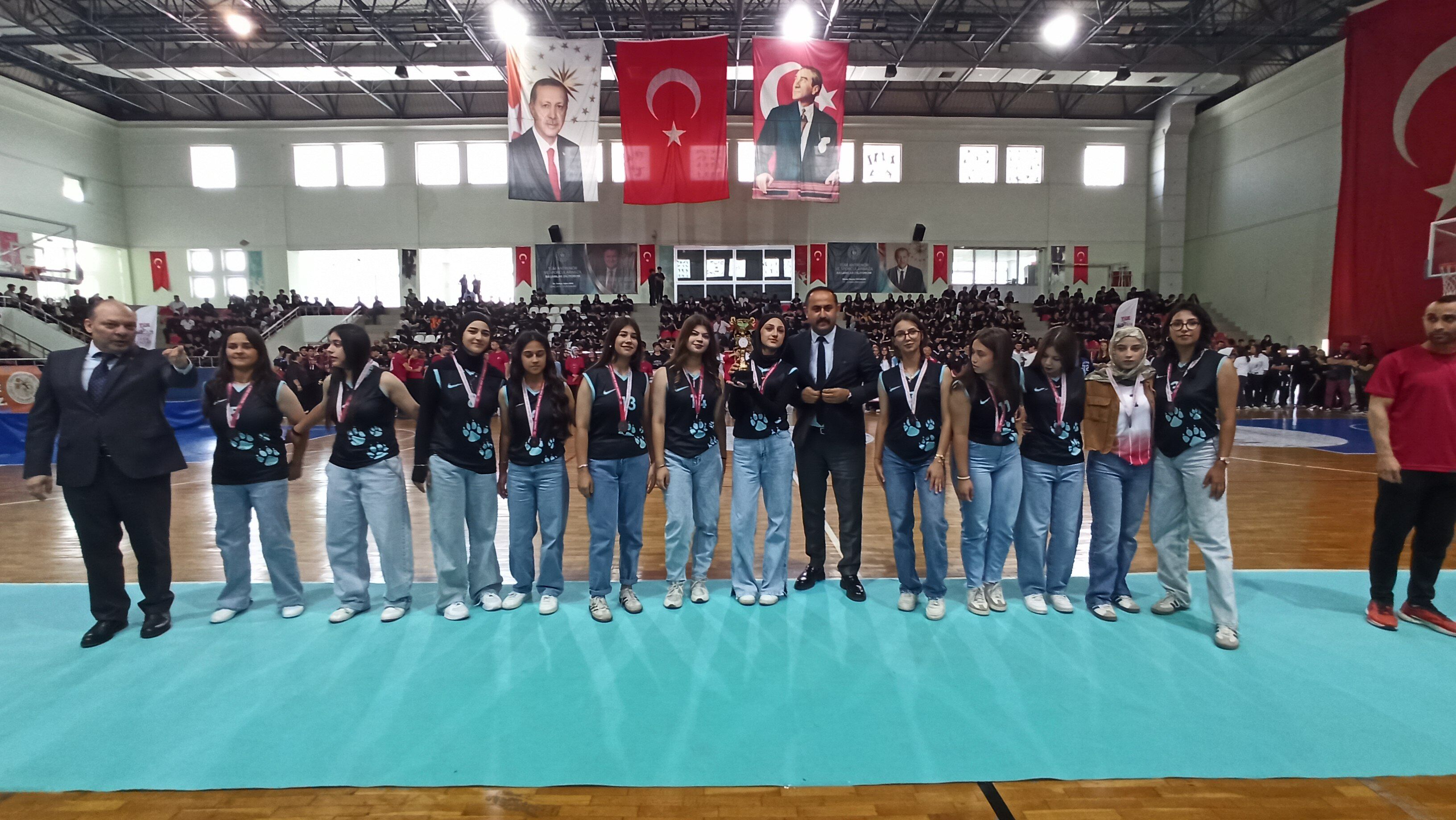 Genclik Haftasi Odulleri (7)