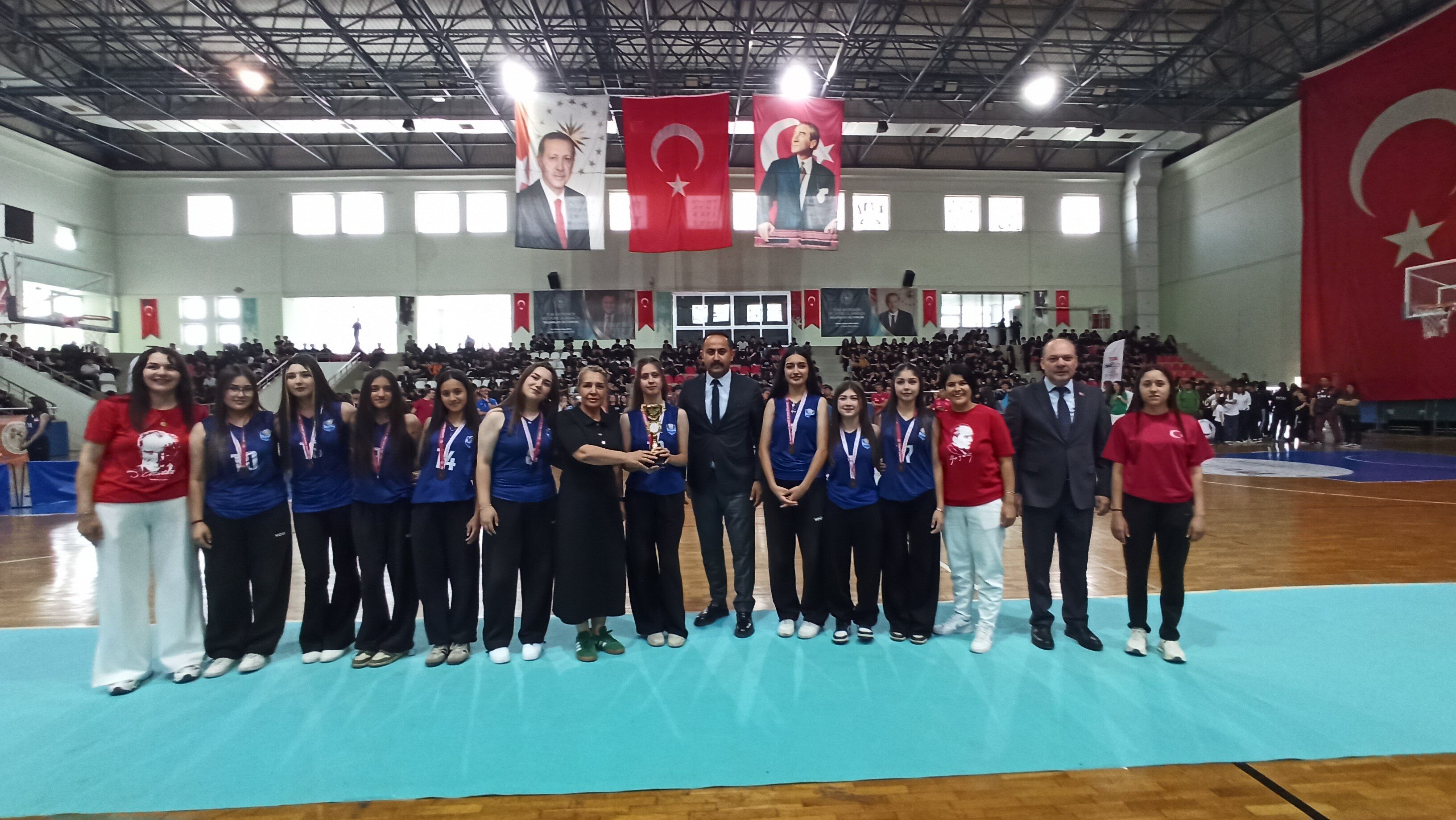Genclik Haftasi Odulleri (8)