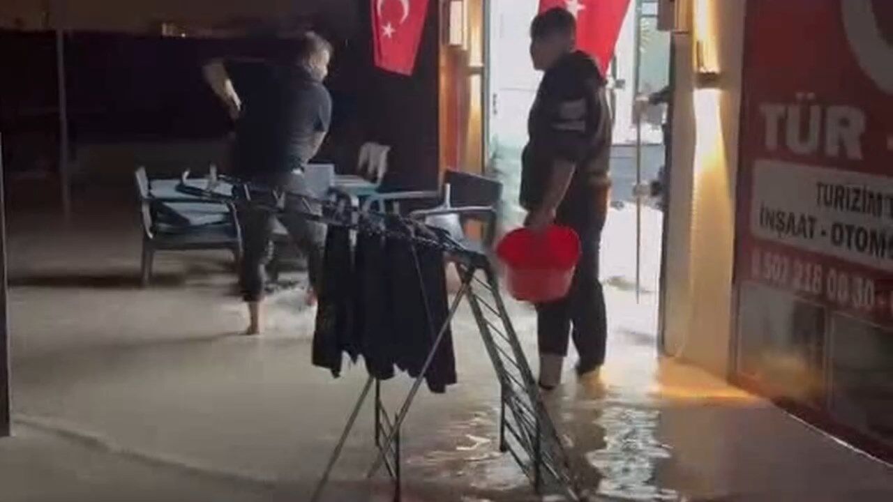 Hatay Sel.mp4 Snapshot 01.19.240