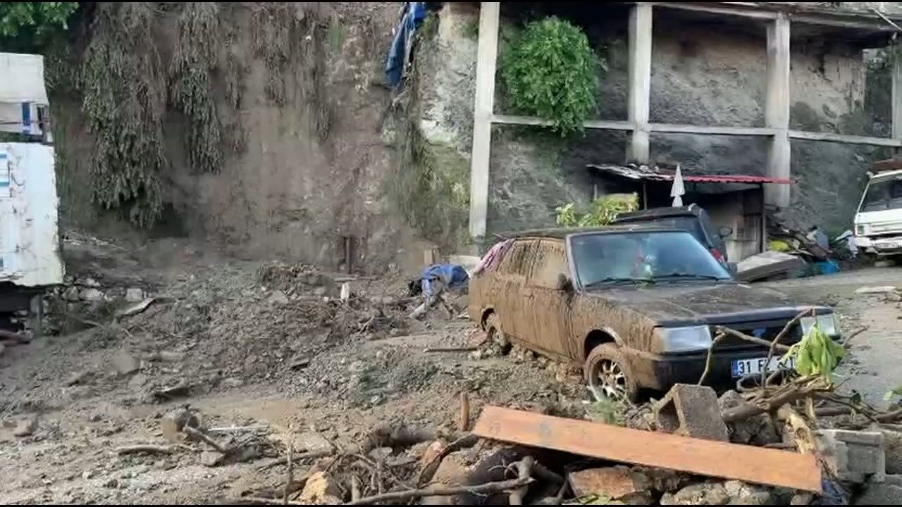 Hatay Sel.mp4 Snapshot 02.36.040