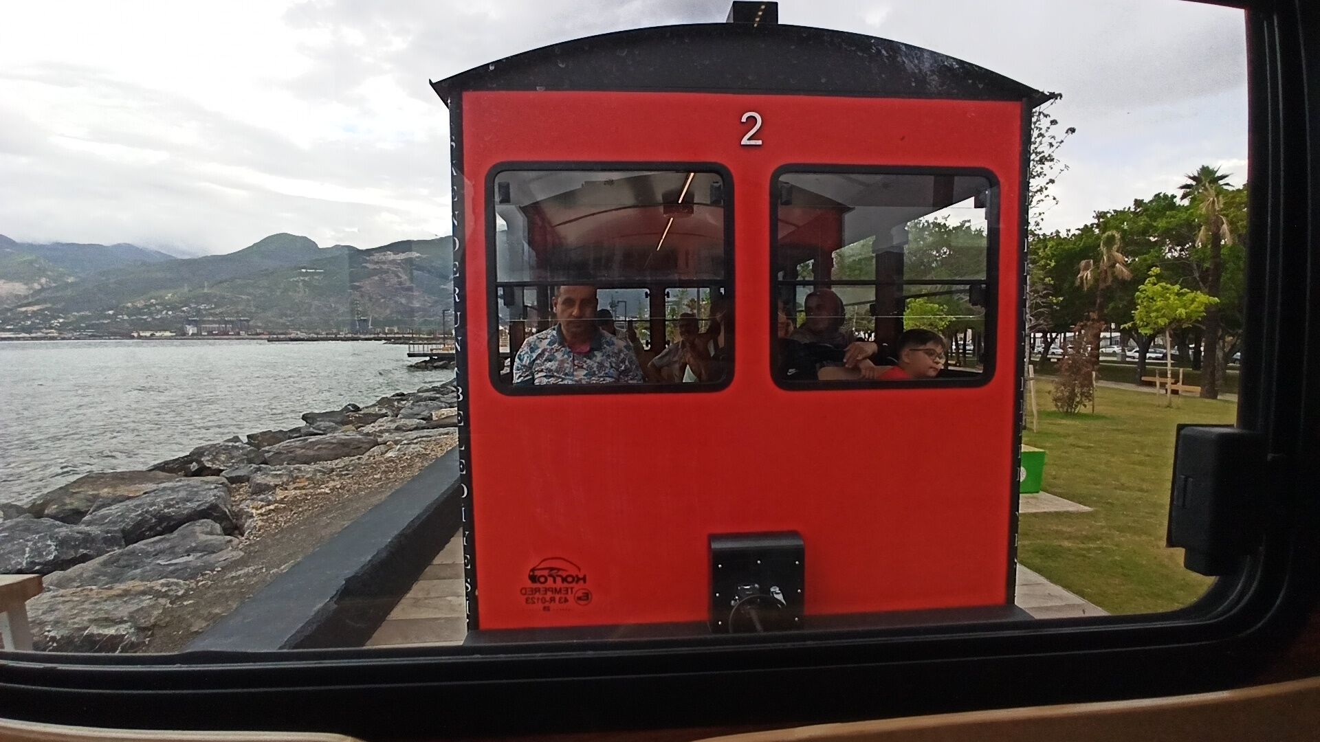 Tren (6)