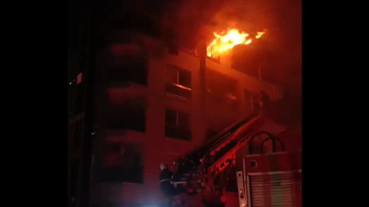 Antakya Cati Katinda Yangin.mp4 Snapshot 00.21.471