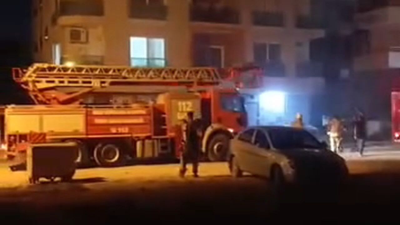 Antakya Cati Katinda Yangin.mp4 Snapshot 00.31.240