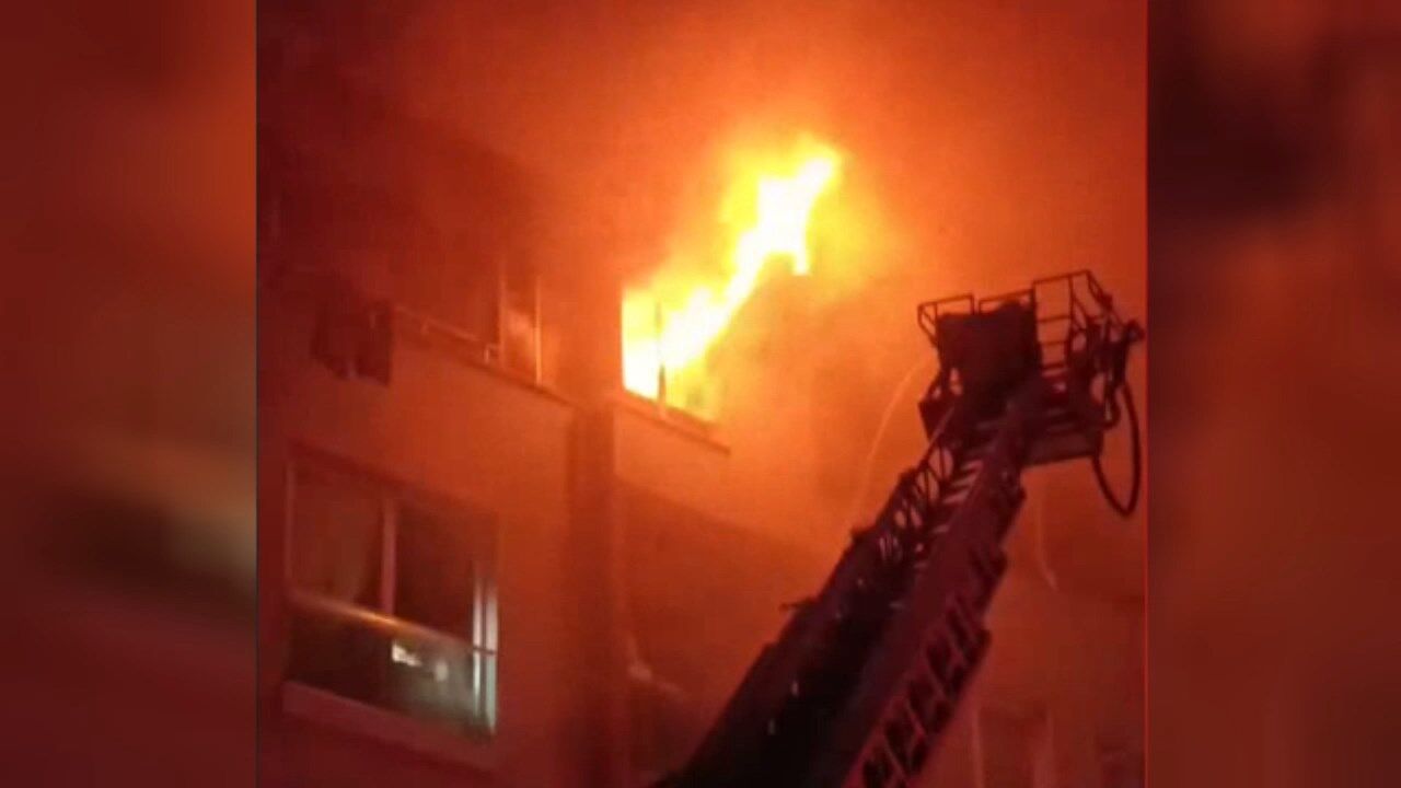 Antakya Cati Katinda Yangin.mp4 Snapshot 00.40.840