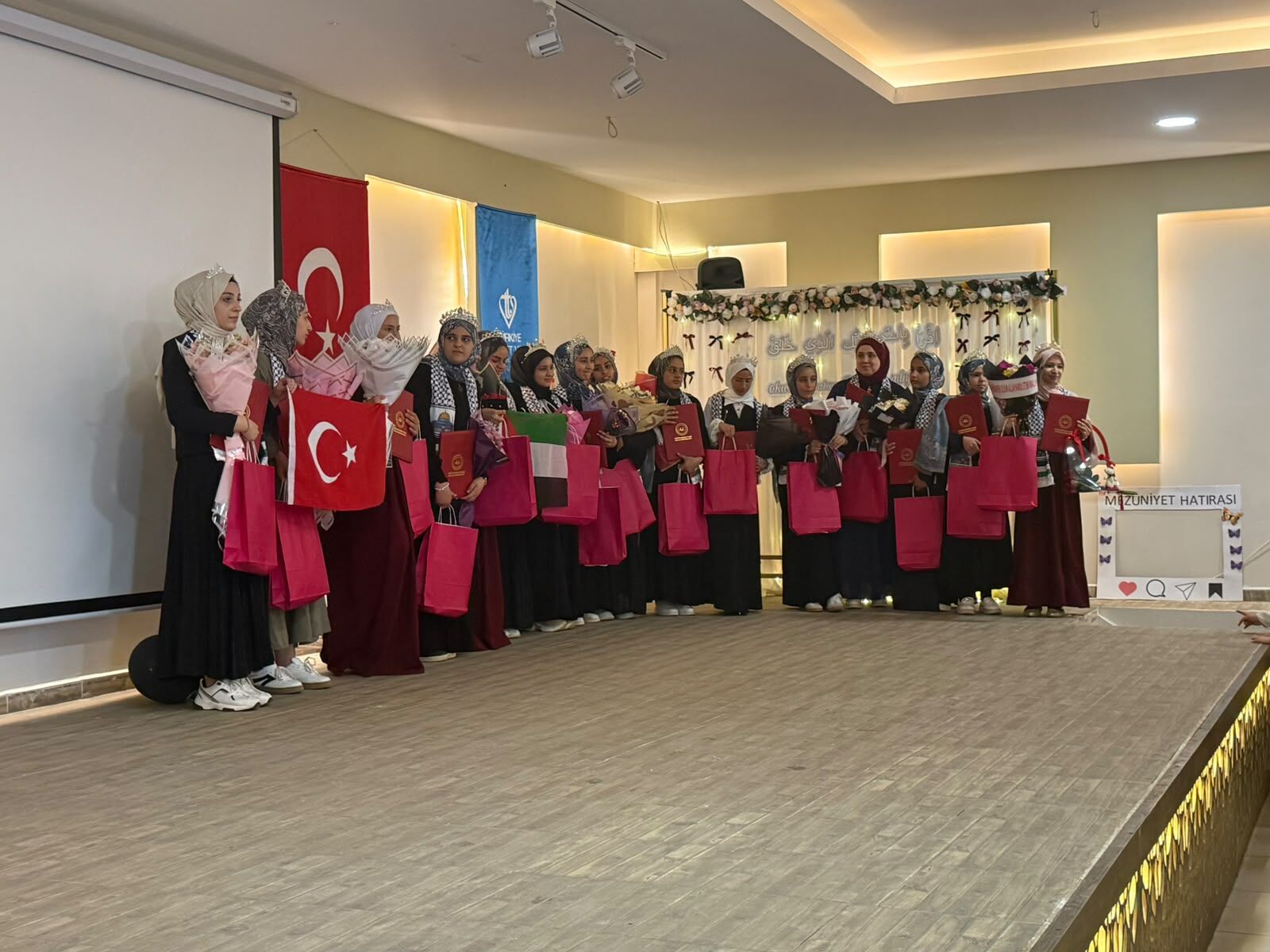 Hafız Kursu Kızlar Belge (3)