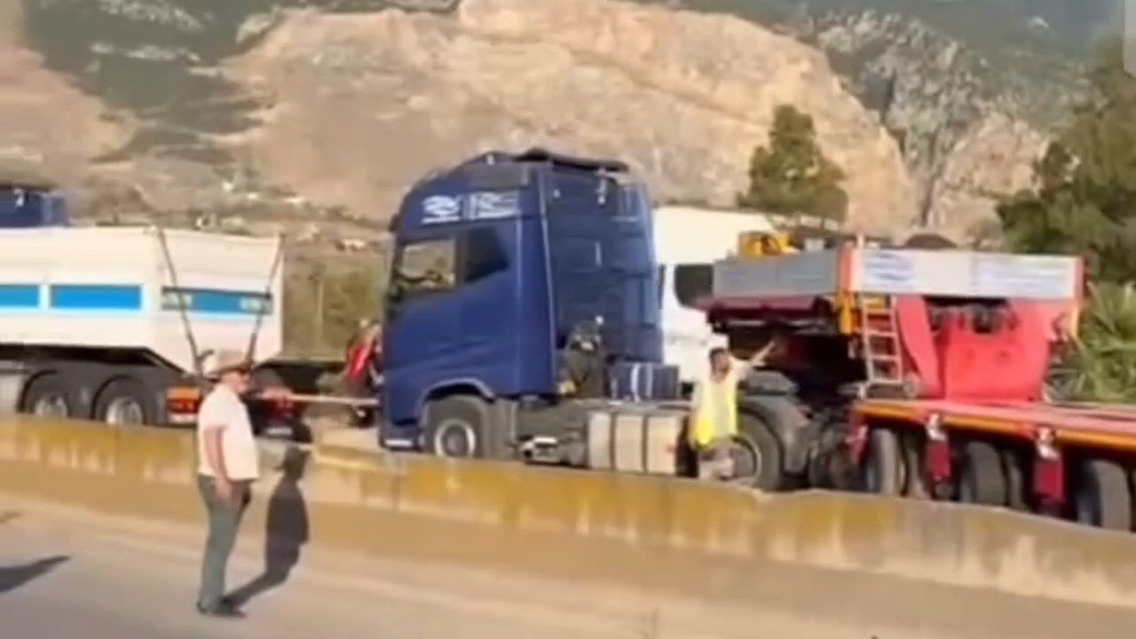 Uzun Arac Cilesi.mp4 Snapshot 00.07.240