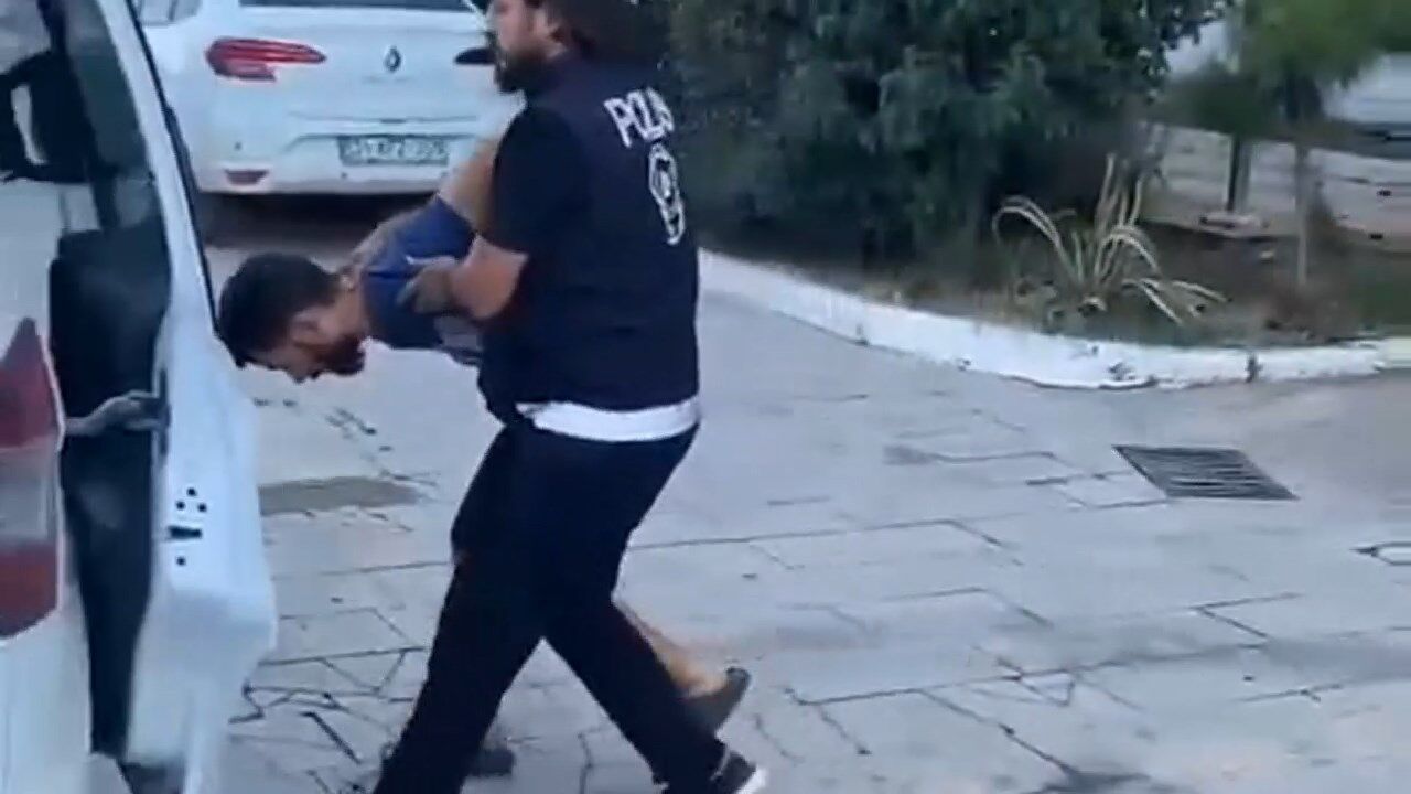 O Koca Tutuklandi.mp4 Snapshot 00.07.014