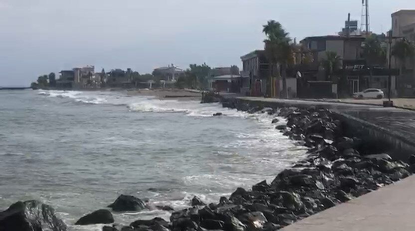 Plajlar Bosaldi (2)