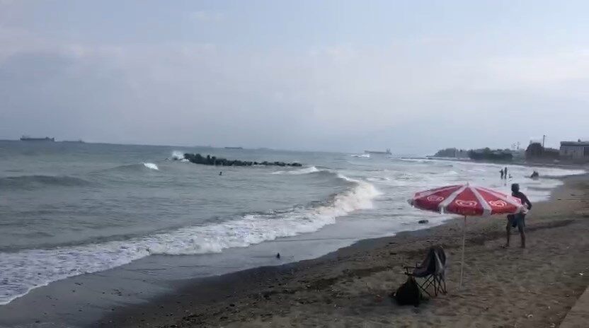 Plajlar Bosaldi (8)