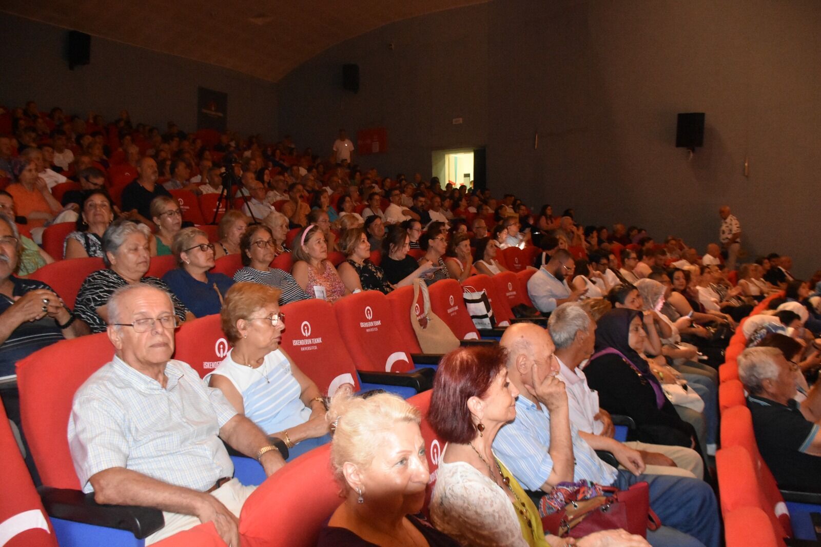 Vefa Konseri (3)