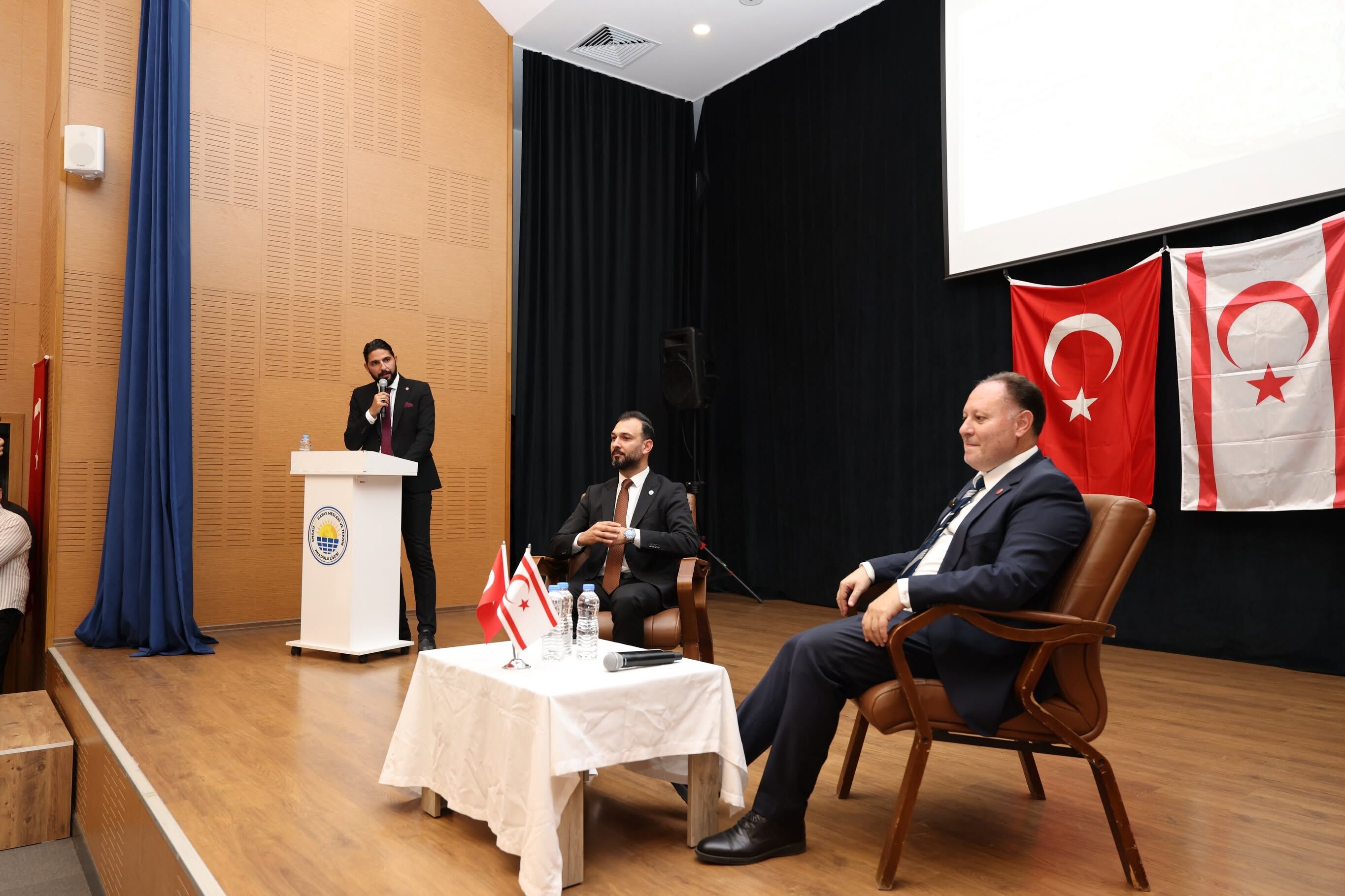 Kibris Konferansi (5)
