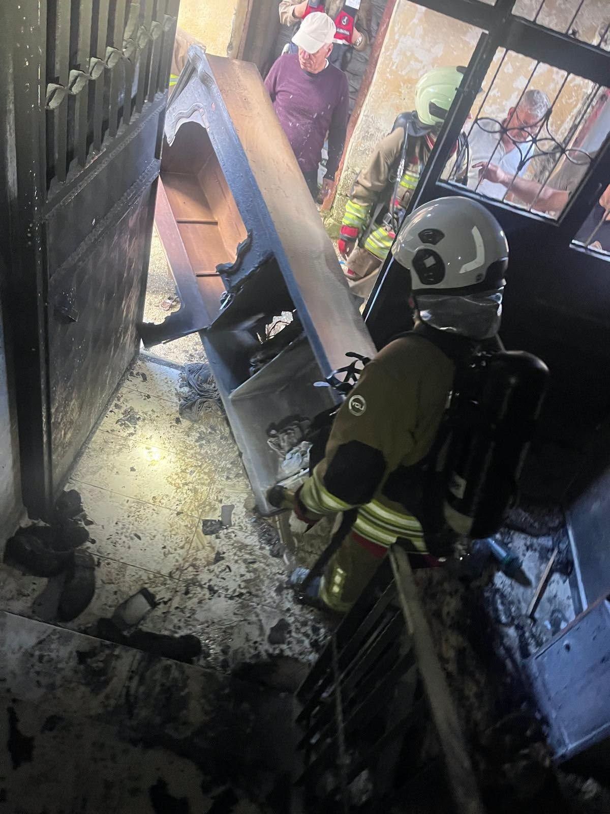 Defne Apartman Girii Yangini (1)