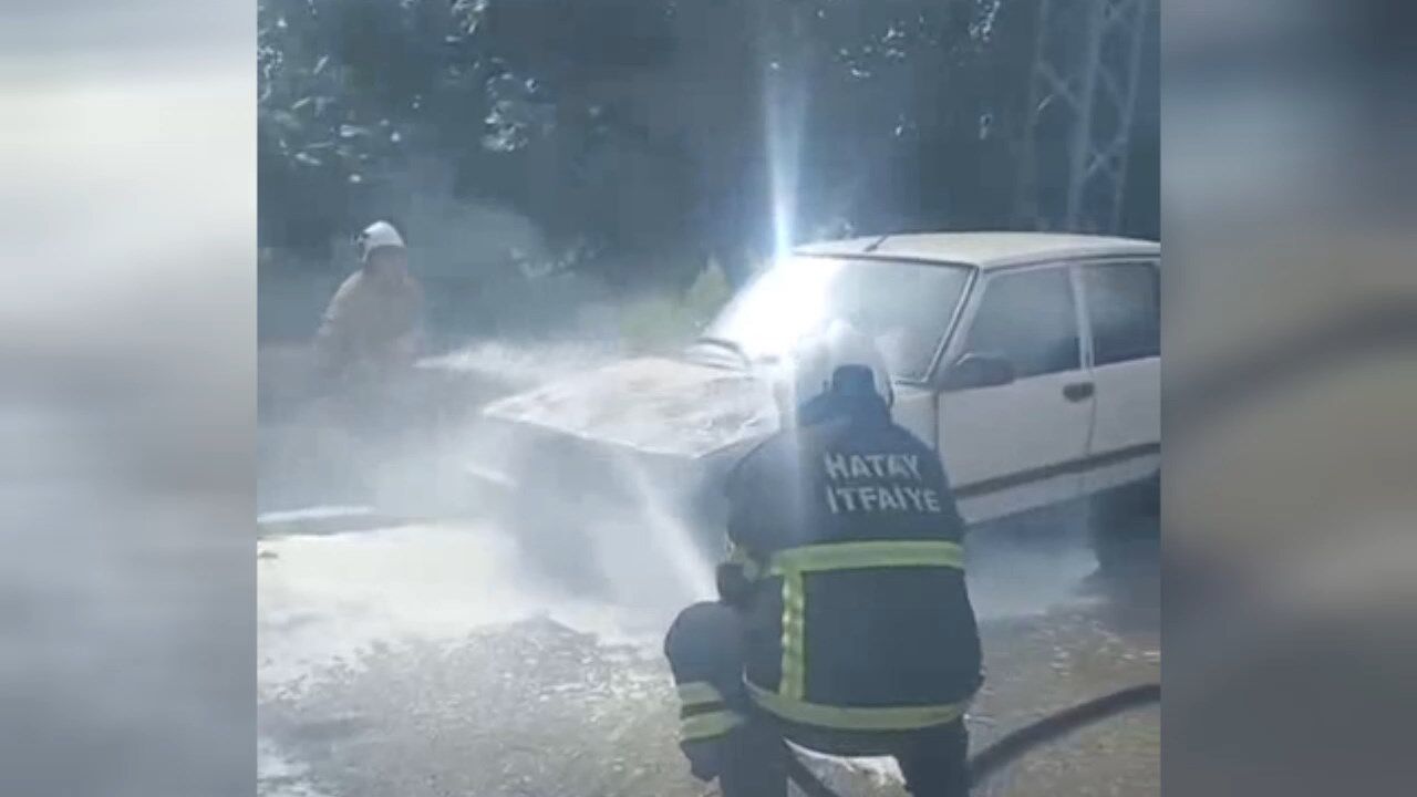 Erzinde Otomobil Yangini.mp4 Snapshot 00.36.640