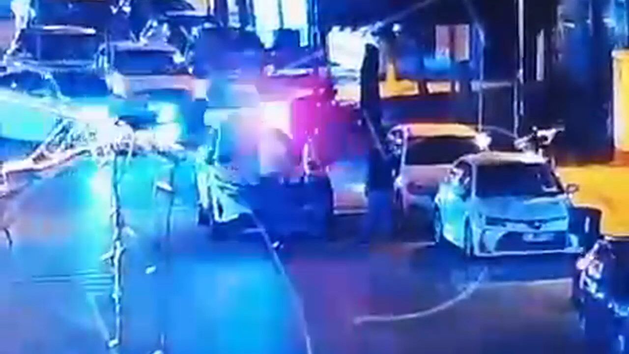 Polis Hayat Kurtardı.mp4 Snapshot 00.07.840